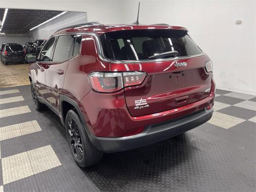 2022 Jeep Compass Latitude Lux