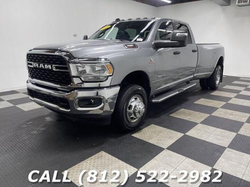 Billet Silver Metallic Clearcoat 2024 RAM 3500 Big Horn
