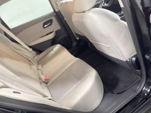 Black 2023 Nissan Rogue SV