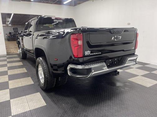 2024 Chevrolet Silverado 3500 LTZ