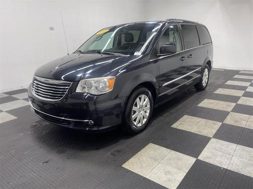 2013 Chrysler Town & Country Touring