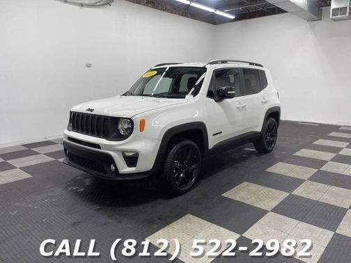 Alpine White Clearcoat 2023 Jeep Renegade Altitude