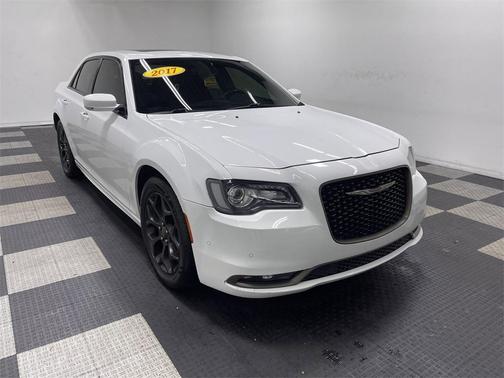 2017 Chrysler 300 S