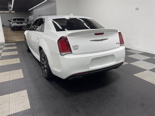 2017 Chrysler 300 S