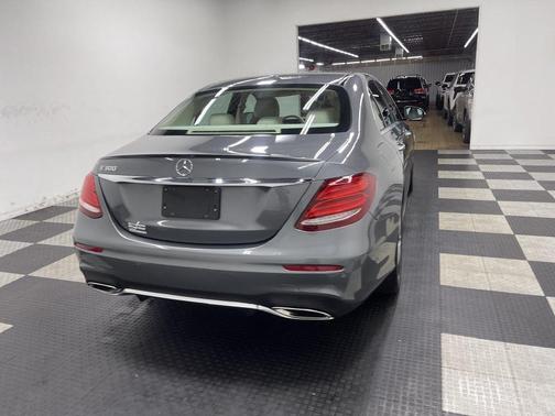 designo Selenite Gray Magno 2019 Mercedes-Benz E-Class E 300