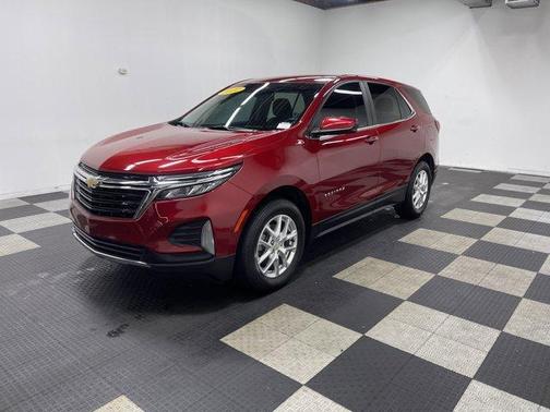 Cherry Red Tintcoat 2022 Chevrolet Equinox 1LT