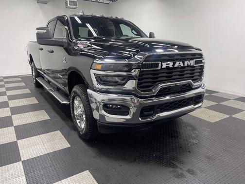 2025 RAM 3500 Big Horn