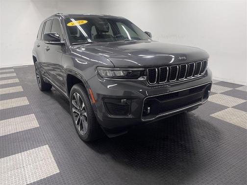 2022 Jeep Grand Cherokee Overland