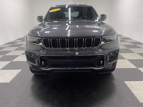 2022 Jeep Grand Cherokee Overland