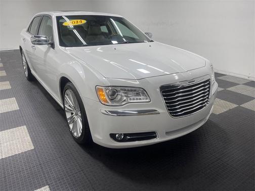 2014 Chrysler 300C Base
