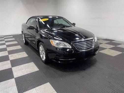 2012 Chrysler 200 Touring