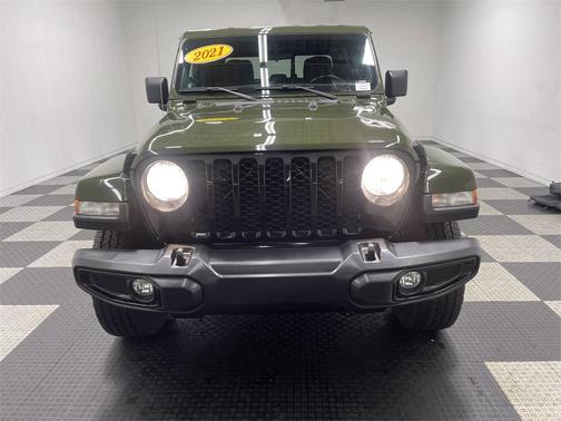 2021 Jeep Gladiator Sport