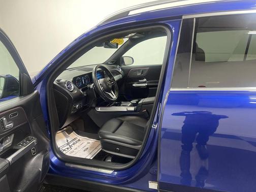 Blue 2021 Mercedes-Benz GLB 250 Base 4MATIC
