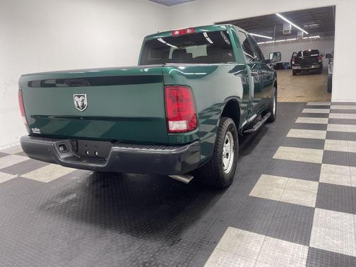 Timberline Green Pearlcoat 2022 RAM 1500 Classic Tradesman