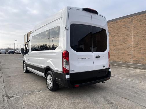2022 Ford Transit-350 XLT
