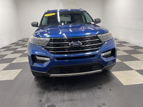 Blue Metallic 2021 Ford Explorer XLT