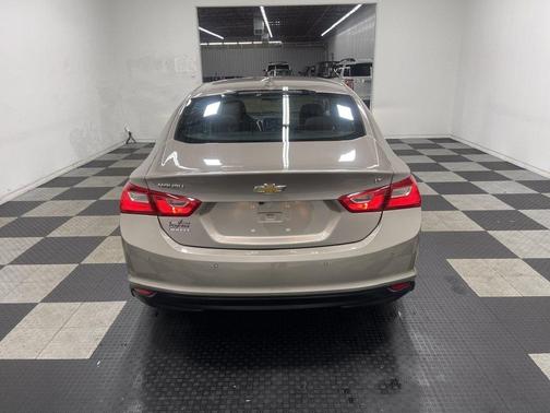Mineral Gray Metallic 2025 Chevrolet Malibu LT
