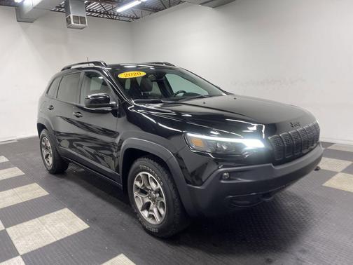 Diamond Black 2020 Jeep Cherokee Latitude