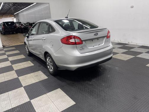Ingot Silver 2013 Ford Fiesta SE