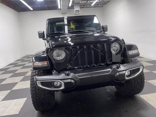 2022 Jeep Gladiator Sport