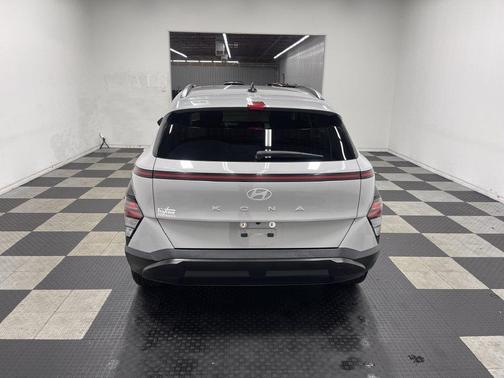 Cyber Gray Metallic 2024 Hyundai KONA SEL