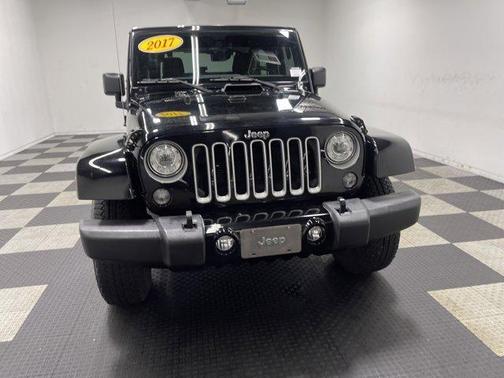 Black Clearcoat 2017 Jeep Wrangler Sahara