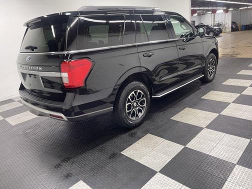 2022 Ford Expedition XLT