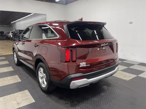 2025 Kia Sorento LX