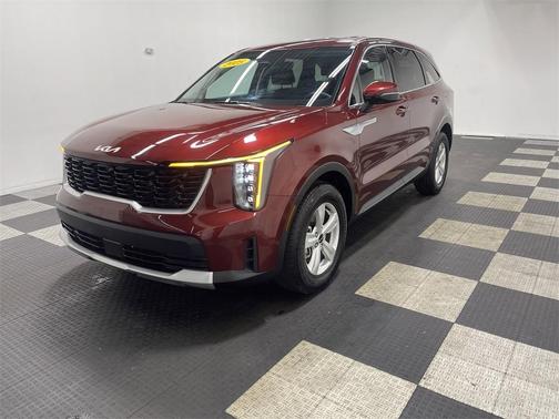 2025 Kia Sorento LX