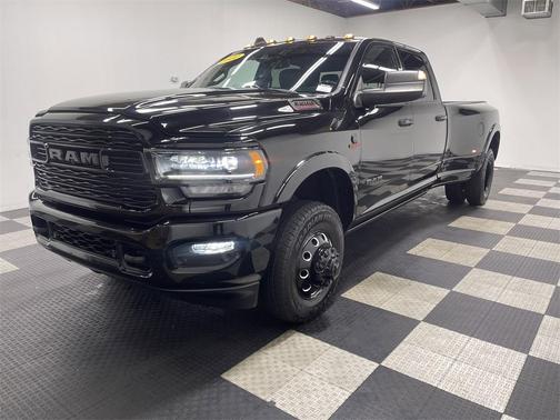 2022 RAM 3500 Limited