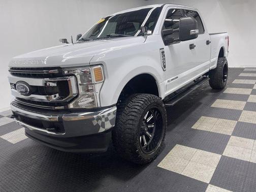 Oxford White 2022 Ford F-250 XLT