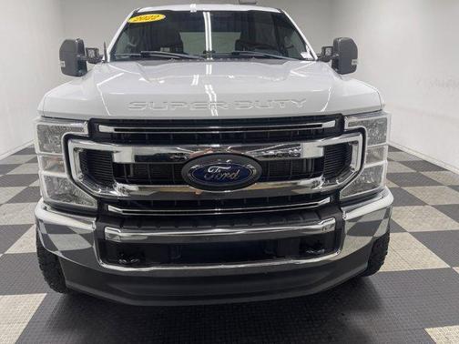 Oxford White 2022 Ford F-250 XLT