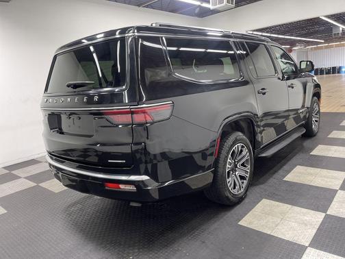 Diamond Black 2024 Jeep Wagoneer L Series II