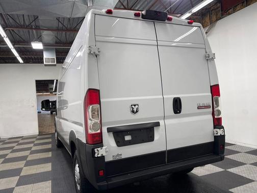 Bright White Clearcoat 2019 RAM ProMaster 2500 High Roof