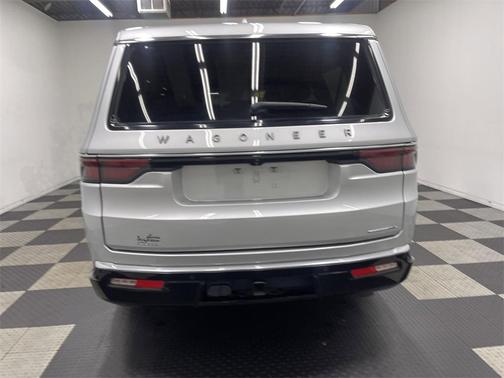 2023 Jeep Wagoneer L Series II