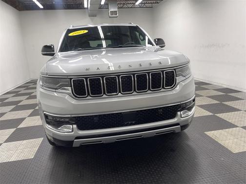 2023 Jeep Wagoneer L Series II