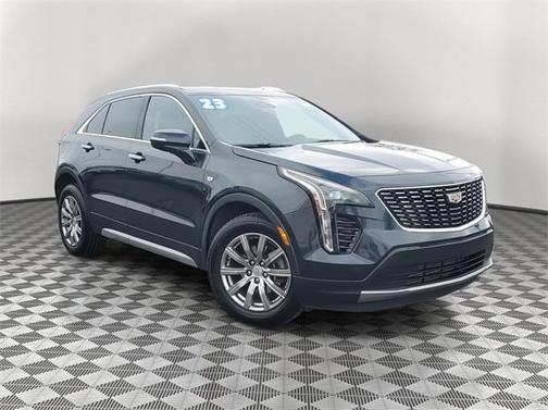 2023 Cadillac XT4 Premium Luxury