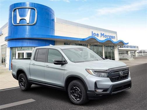 2025 Honda Ridgeline TrailSport+