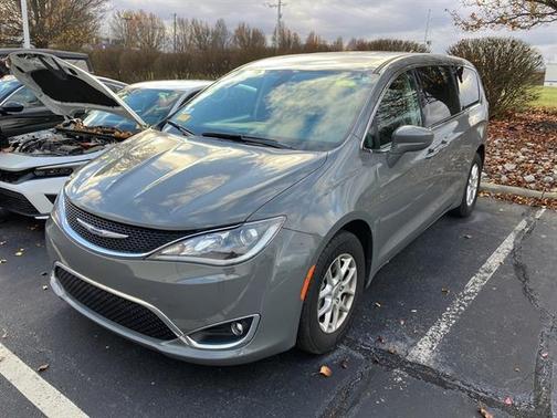 2020 Chrysler Pacifica Touring