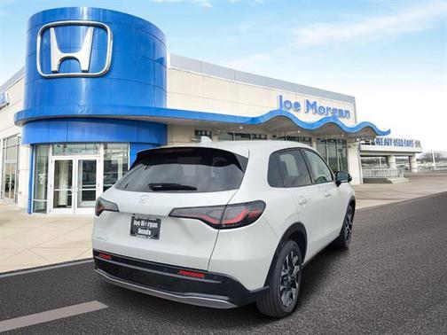 Platinum White Pearl 2026 Honda HR-V EX-L