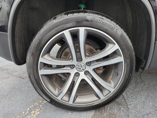 2017 Volkswagen Tiguan 2.0T SEL