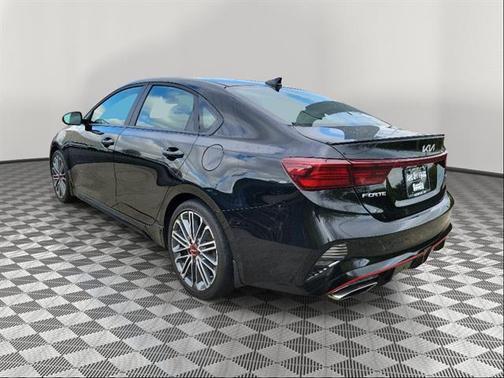 Aurora Black 2022 Kia Forte GT