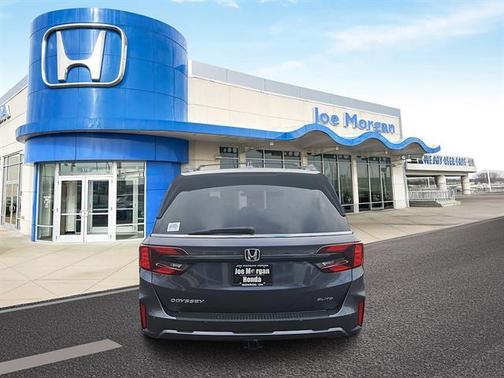 Modern Steel Metallic 2026 Honda Odyssey Elite