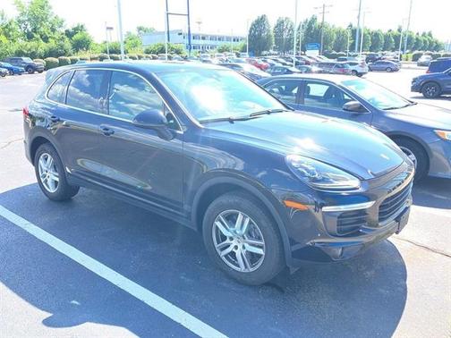 2016 Porsche Cayenne Base