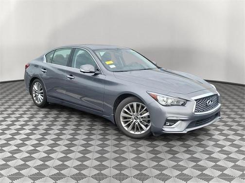 2023 INFINITI Q50 LUXE