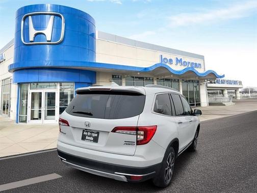 2022 Honda Pilot Touring 7-Passenger