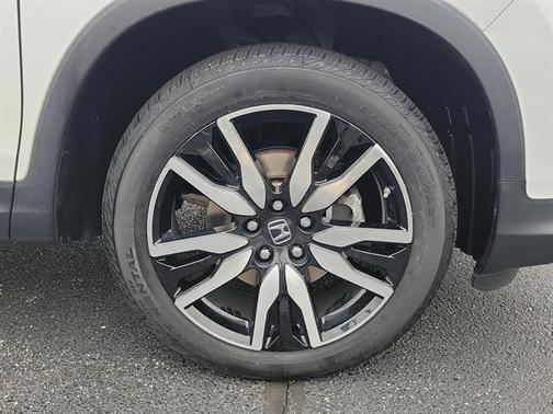 2022 Honda Pilot Touring 7-Passenger