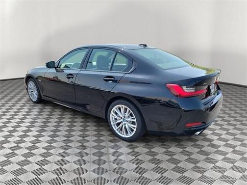 2023 BMW 330e xDrive