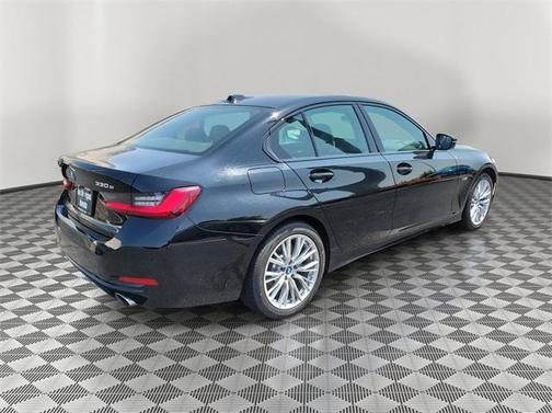 2023 BMW 330e xDrive
