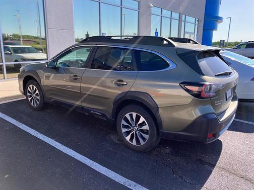 Autumn Green Metallic 2024 Subaru Outback Limited